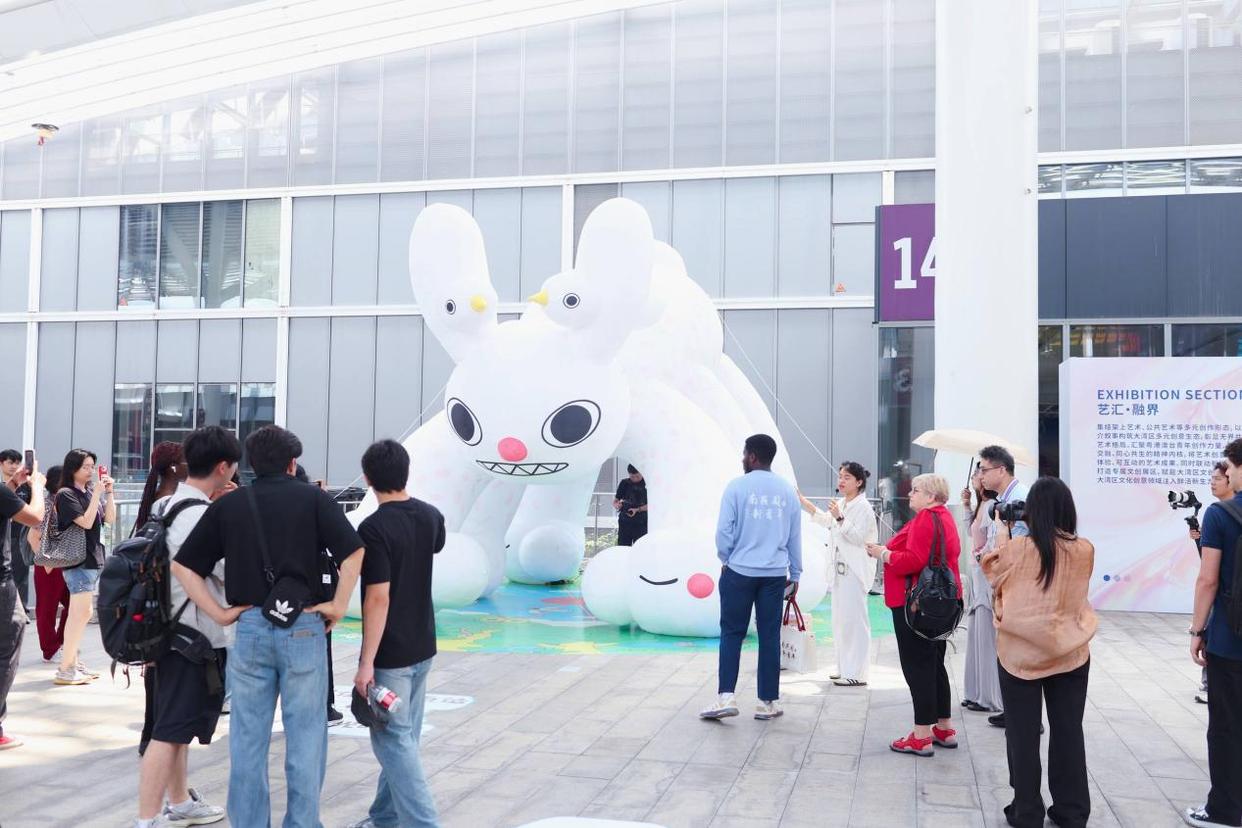 “2026无界——粤港澳台青年艺术大展”深圳启幕 新质影像引领湾区艺术融合破圈(图4)